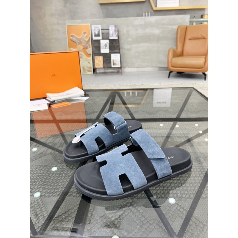 H**mes slippers